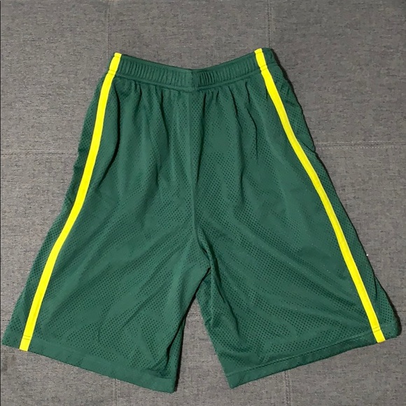 NWOT Oregon Ducks Nike basketball shorts - Picture 7 of 7